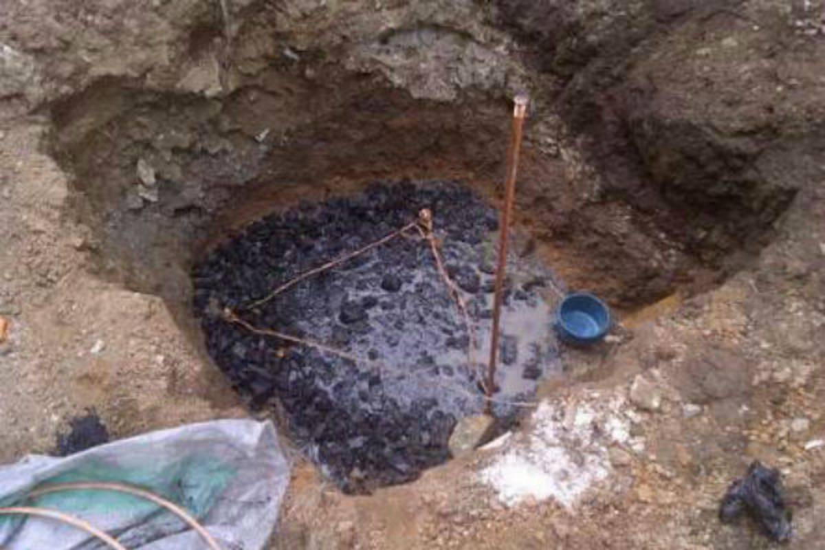 độ sâu của đất và cấu trúc cọc tiếp địa